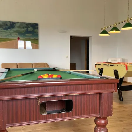 Maison De 12 Et Piscine Holiday home
