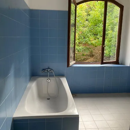 Maison De 12 Et Piscine Hébergement de vacances
