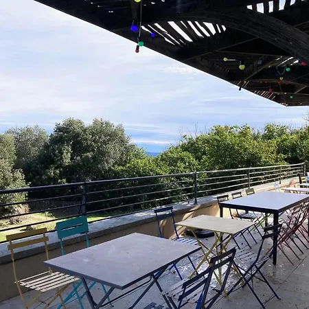 Maison De 12 Et Piscine