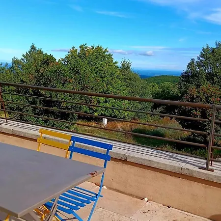 Maison De 12 Et Piscine